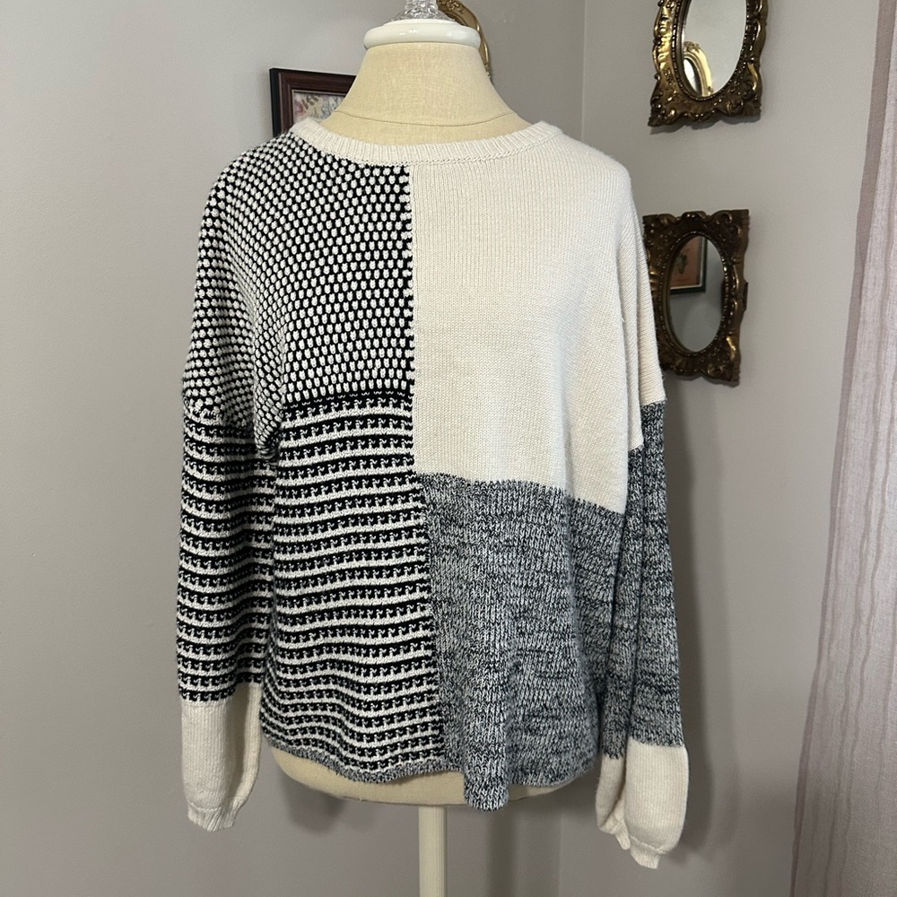 Color Block Crew Neck Sweater
